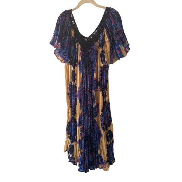 Jessica Bloom Boho Style House Dress Crochet Neckline & Pleated Design Blue Tan - Picture 3 of 6